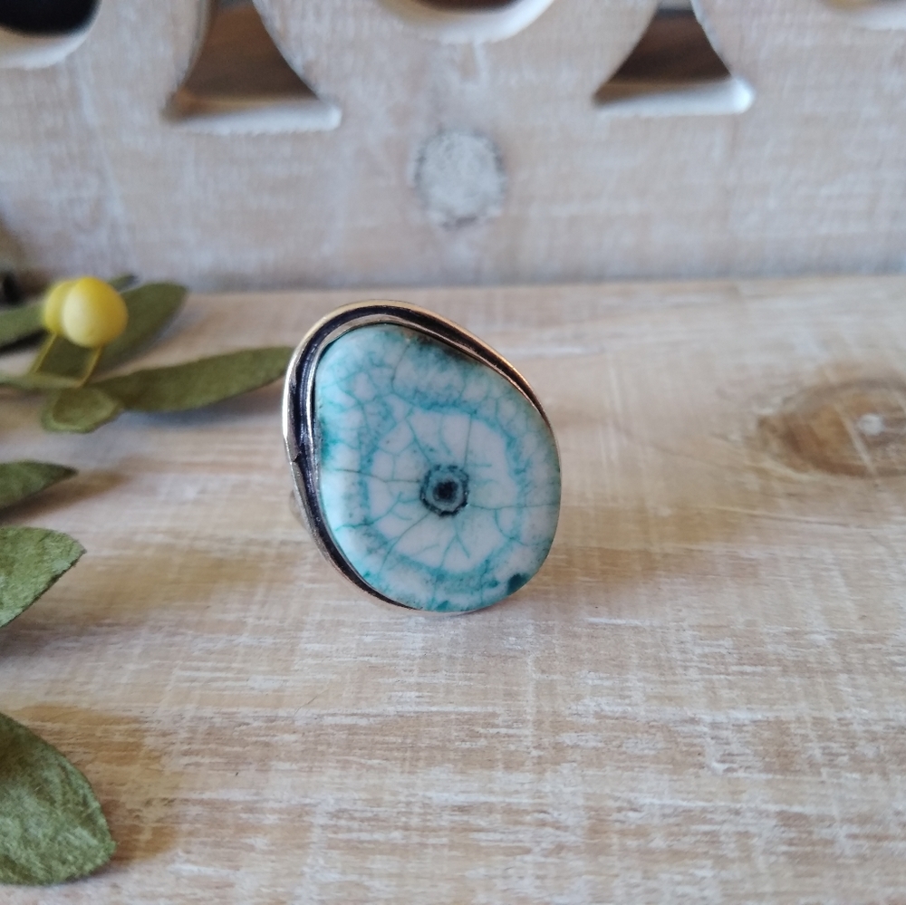 SILVER RING BLUE SOLAR QUARTZ NWOT